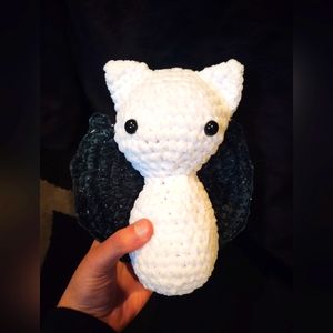 Crochet bat